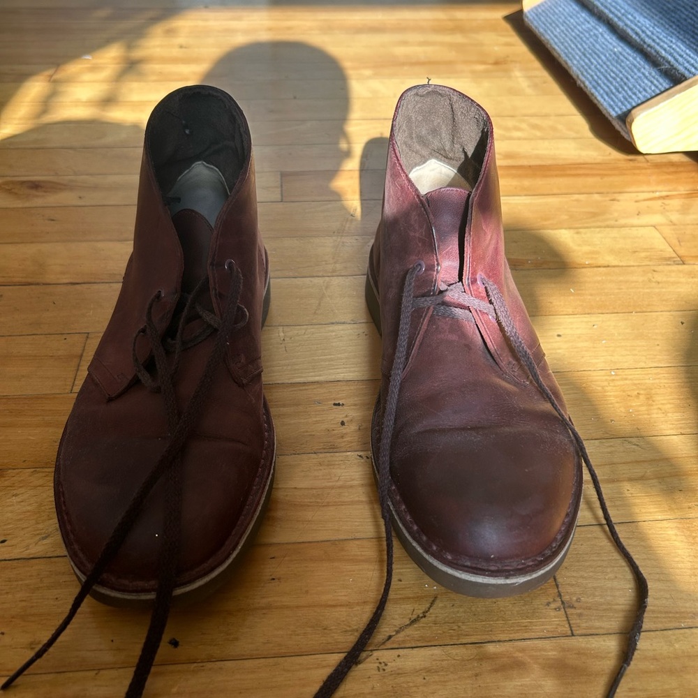 Clarks Men's Dark Brown Chukka Boots
